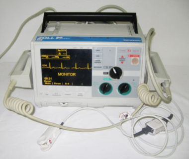 Zoll M Serisi Bi-Fazik Defibrilatör